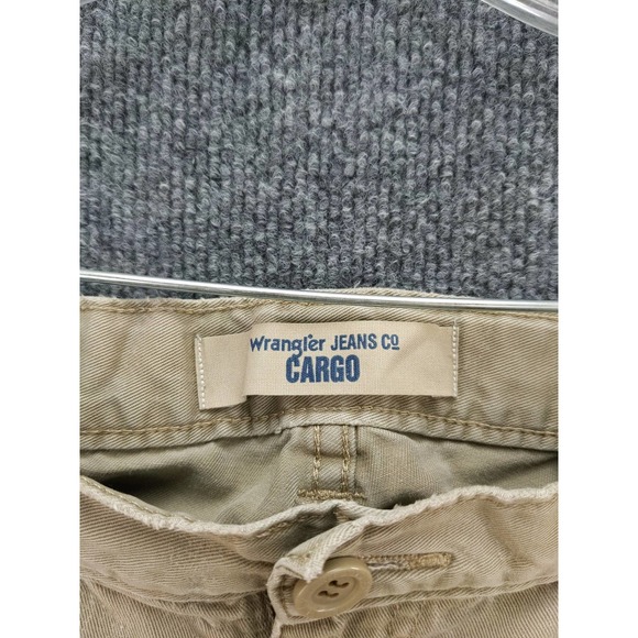 Mens Wrangler Cargo Shorts Size ? 16W 10 Inseam Tan Khaki Pockets SEE DESC - Picture 7 of 9
